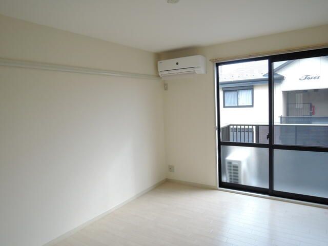 2DK Apartment for Rent in Togane, Chiba - 42.27 sqm - Thumbnail 4