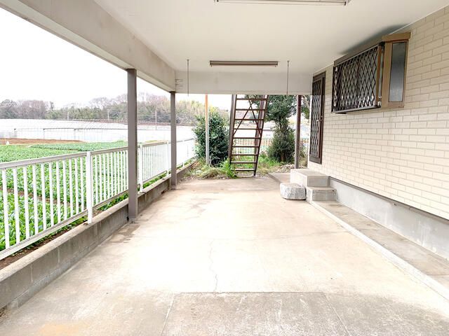 Detached 3DK House for Rent in Yokohama Tsuzuki Ward - Thumbnail 2