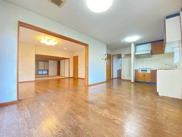 6SLDK Detached House for Sale in Fujiidera, Osaka - Image 22
