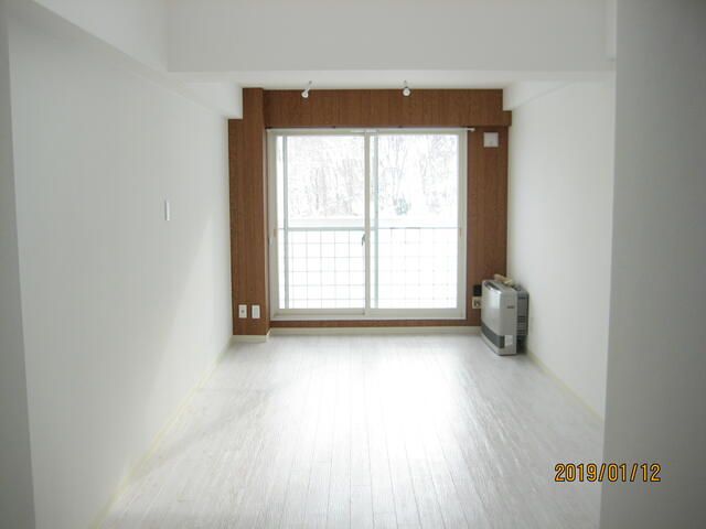 1LDK Apartment for Rent in Chuo Ward, Sapporo, Hokkaido - Thumbnail 2