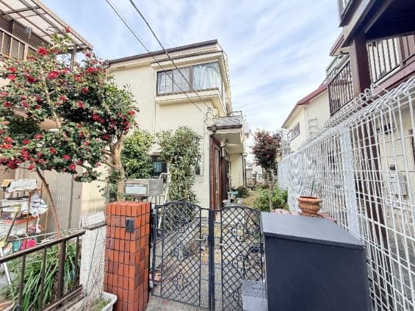4DK House for Sale in Hino, Tokyo with 2 Car Spaces - Thumbnail 4