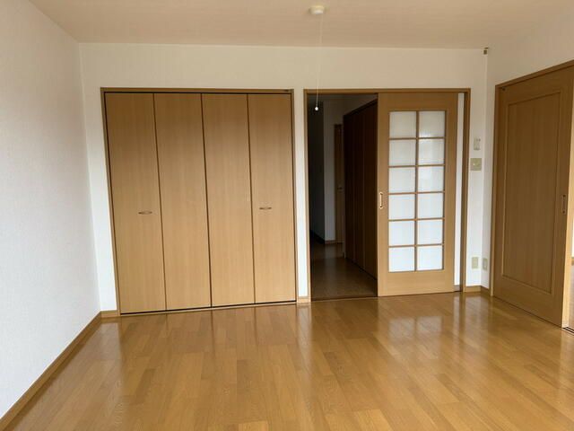 2DK Apartment for Rent in Sakai City, Fukui Prefecture - Thumbnail 2