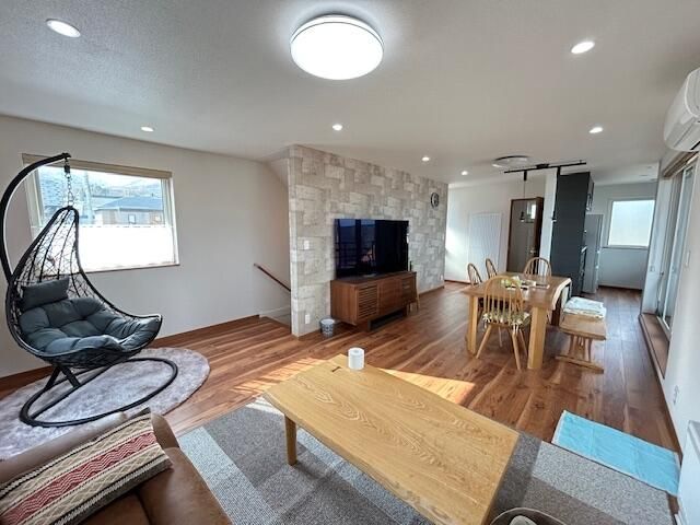 Modern 4LDK House in Otaru, Hokkaido | 2023 Build - Thumbnail 4