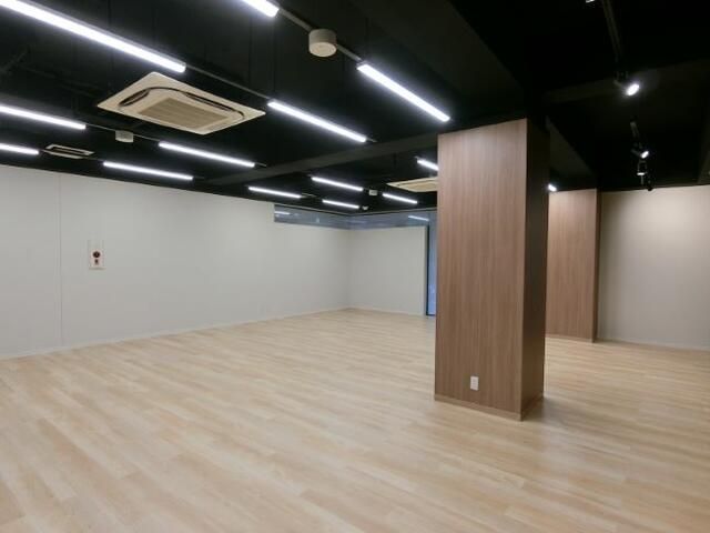 138 sqm Office for Rent in Shinjuku, Tokyo with 24hr Security - Thumbnail 2
