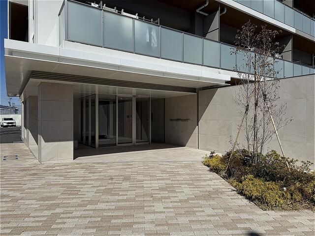 3LDK Apartment with Private Garden in Matsumoto, Nagano - Thumbnail 2