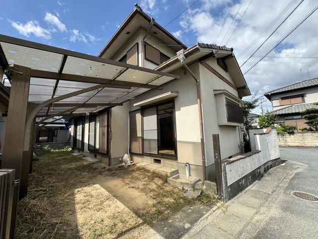 5DK Corner House with Parking in Himeji's Aboshi Ward - Thumbnail 2