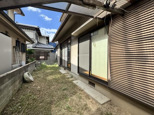 5DK Corner House with Parking in Himeji's Aboshi Ward - Thumbnail 3