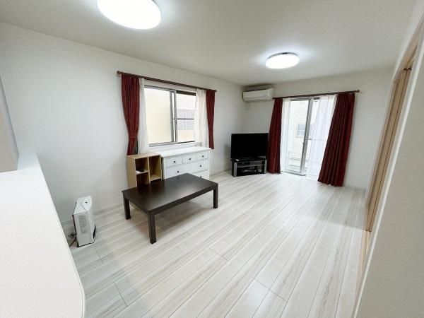 2019-Built 4LDK House in Kitamoto, Saitama | 145.72 sqm Land - Thumbnail 2