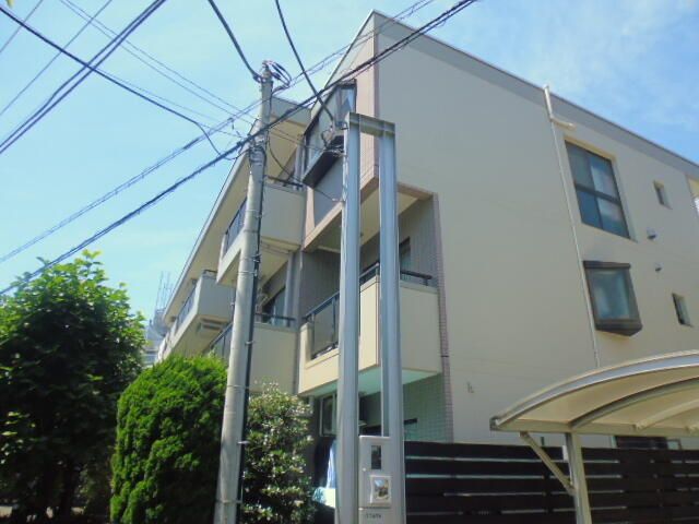 2DK Apartment for Rent in Kami-Osaki, Shinagawa, Tokyo - Thumbnail 2