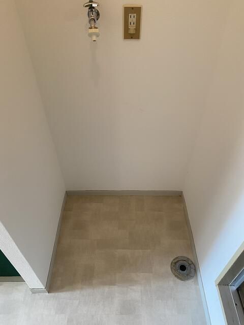 3DK Apartment for Rent in Akita City, Akita Prefecture - Thumbnail 3