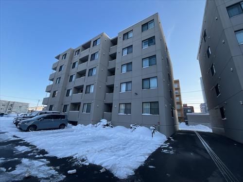 Sapporo Chuo Ward Apartment Building for Sale | 25 Units | 2019 Build - Thumbnail 4