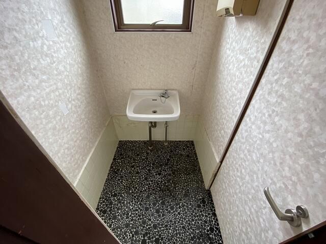 45m² Commercial Space for Rent in Nishiku, Niigata - Thumbnail 2