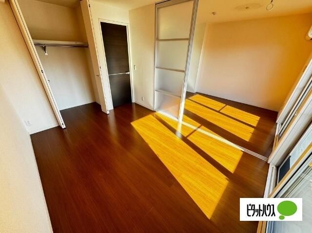 2LDK Apartment for Rent in Soka, Saitama - Thumbnail 3
