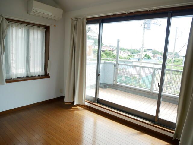 1LDK Detached House for Sale in Tateyama, Chiba with Private Parking - Thumbnail 4