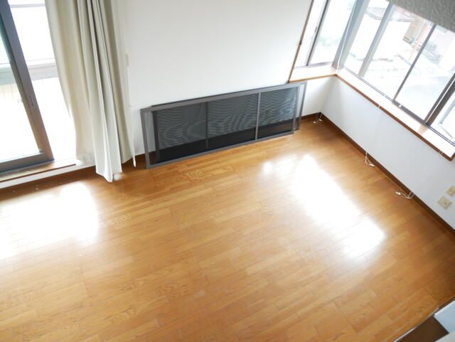 1LDK Detached House for Sale in Tateyama, Chiba with Private Parking - Image 22