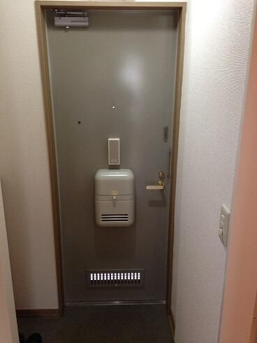 1K Apartment for Rent in Moroyama, Saitama - 19.60 sqm - Thumbnail 2