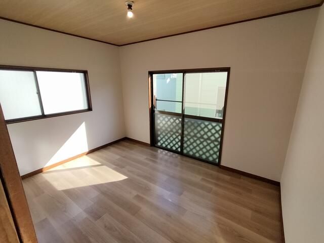 3DK Detached House for Sale in Funabashi, Chiba - Thumbnail 2