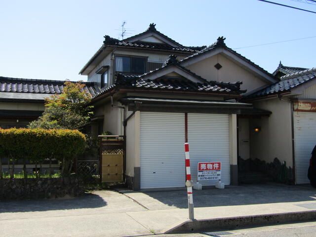 7SLDK Detached House for Sale in Toyama City with Large Land - Main Image