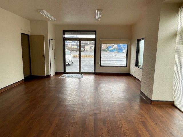 Hachinohe Commercial Shop for Rent - 66.12 sqm, Aomori - Thumbnail 2