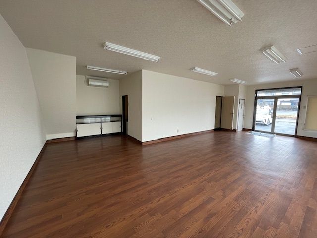 Hachinohe Commercial Shop for Rent - 66.12 sqm, Aomori - Thumbnail 3