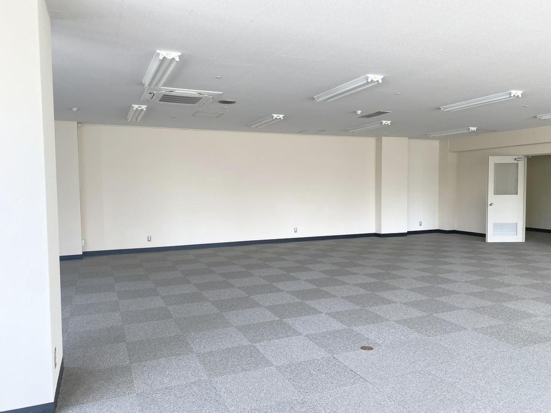 158 sqm Office for Rent in Tomakomai Hokkaido Oji Fudosan Building - Thumbnail 4
