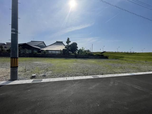 Land for Sale in Komatsu, Ishikawa - 1,130 sqm Residential Plot - Thumbnail 4