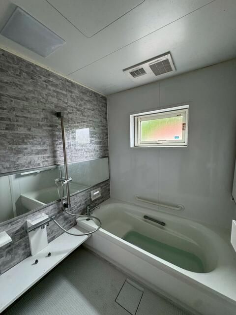 Spacious 3SLDK House on Large 2100㎡ Plot in Abira, Hokkaido - Thumbnail 4