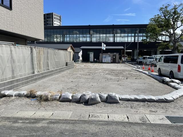 Kagoshima City Commercial Zoned Corner Lot for Sale - Thumbnail 2