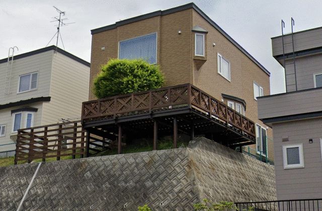 4LDK House in Sapporo Toyohira-ku with Garden and Underfloor Heating - Image 7