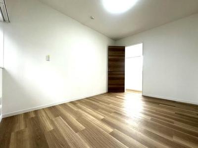 2LDK House for Sale in Urayasu, Chiba with Spacious Living Area — Image 22, Urayasu, Chiba