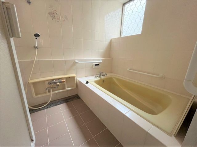 4LDK Detached House in Kitakyushu with 187 sqm Land - Thumbnail 2