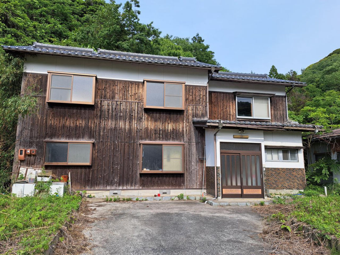 Spacious 6K House in Tottori City Near Hamura Station
