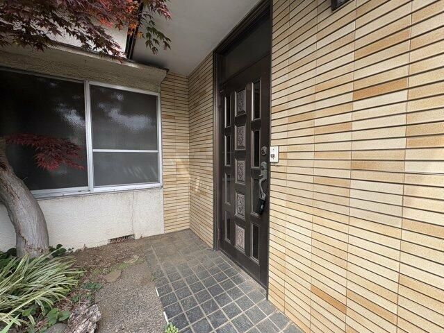 3DK Detached House in Higashimurayama, Tokyo – 82m² Land, Freehold - Thumbnail 3