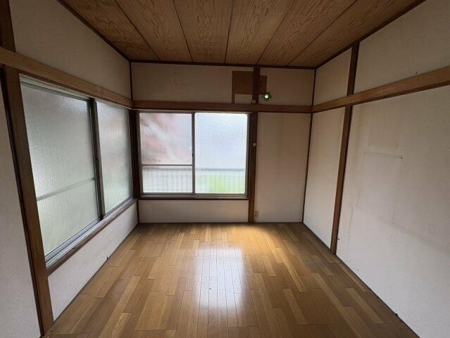 3DK Detached House in Higashimurayama, Tokyo – 82m² Land, Freehold - Thumbnail 4