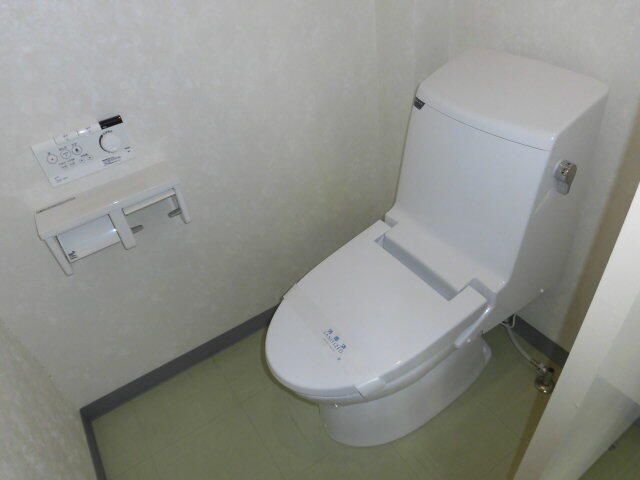 Commercial Space for Rent near Rikuzen-Takasago Station, Sendai - Thumbnail 2