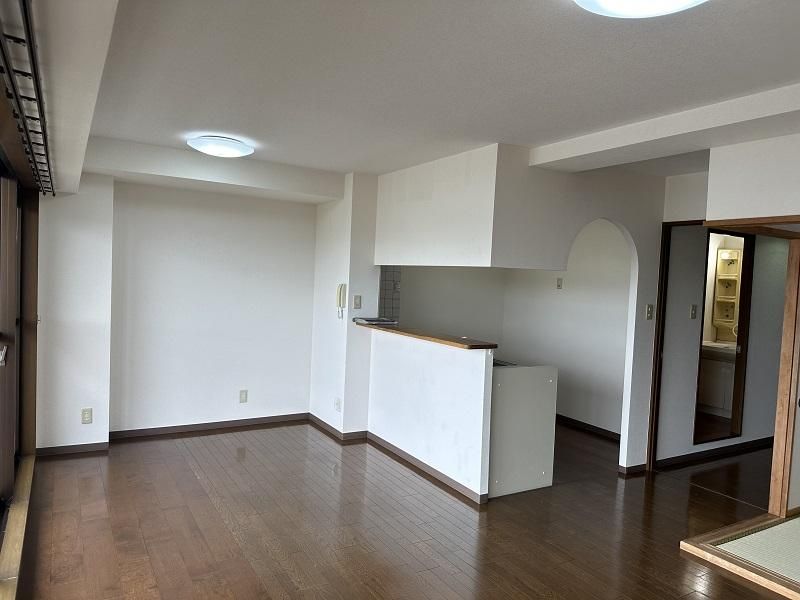 2SLDK Apartment for Rent near Higashi-Niigata Station, Niigata - Thumbnail 3