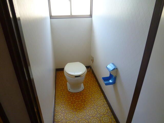 Spacious 4DK Detached House on Large Plot in Gata Kami, Akita - Image 30