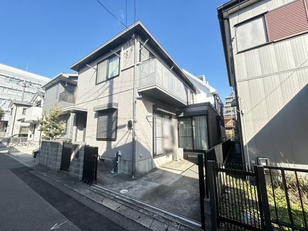 4LDK Detached House for Sale in Zama, Kanagawa | Near Sobudaimae Station - Thumbnail 2