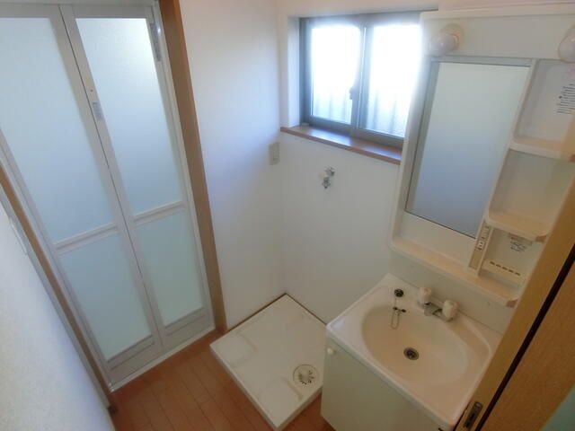 2DK Apartment for Rent near Narita Station, Chiba - Thumbnail 4