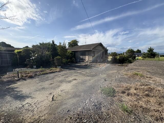 2LDK House for Sale in Yaizu, Shizuoka with 1166 sqm Land - Thumbnail 3