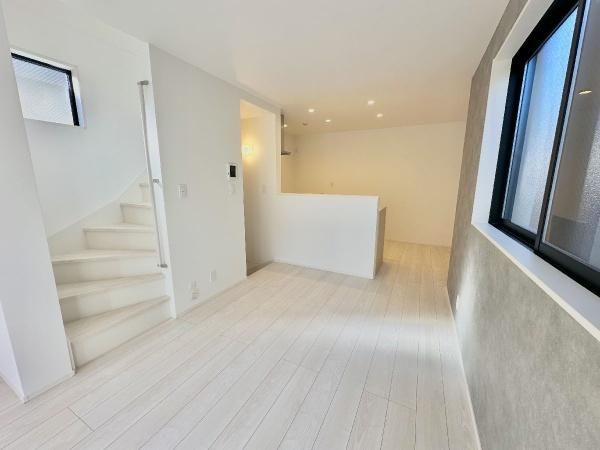 New 2025 1SLDK Wooden House in Taito, Tokyo | 76.16 sqm - Thumbnail 4