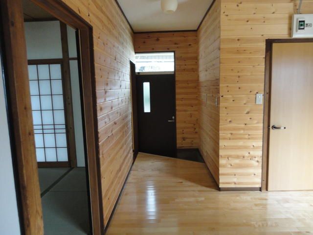 4LDK Detached House for Rent in Annaka, Gunma - Thumbnail 3
