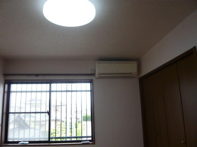 Gran Shario Maisonette Apartment for Rent in Komatsu, Ishikawa - Thumbnail 4