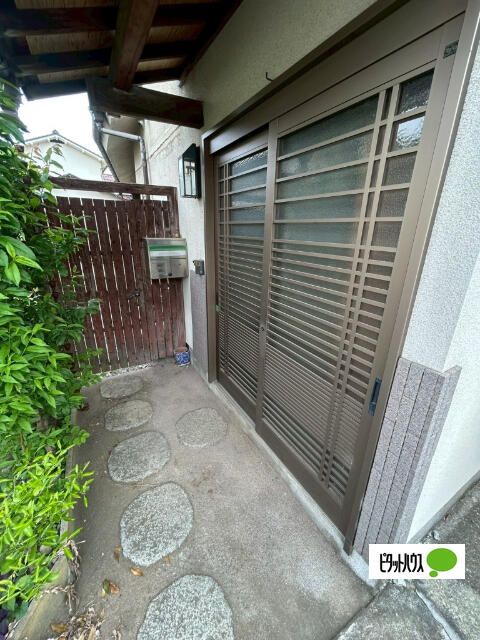 6LDK Detached House for Rent in Hino City, Tokyo - Thumbnail 3