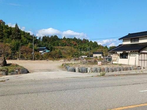 Land for Sale in Nanao City, Ishikawa - 1050 sqm - Thumbnail 2