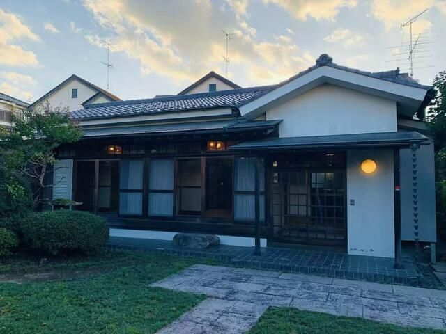 3DK House with Large Garden and 3 Car Parks in Ome, Tokyo - Thumbnail 2