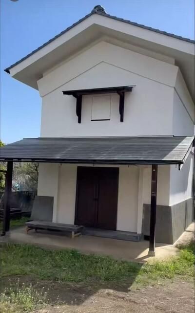 3DK House with Large Garden and 3 Car Parks in Ome, Tokyo - Thumbnail 4