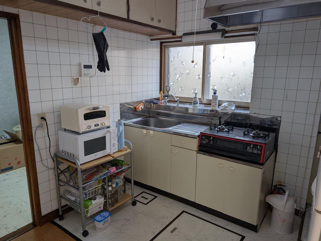 2LDK Used Apartment for Sale in Hakodate, Hokkaido - Thumbnail 4