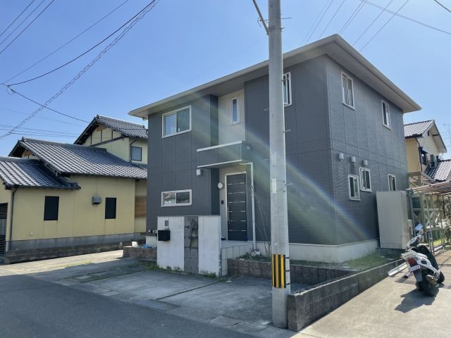 4LDK Detached House with Solar Power in Asakura, Fukuoka - Image 1