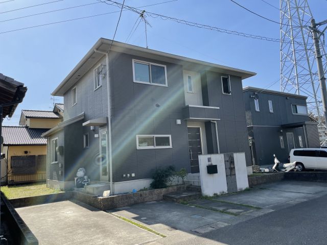 4LDK Detached House with Solar Power in Asakura, Fukuoka - Image 2